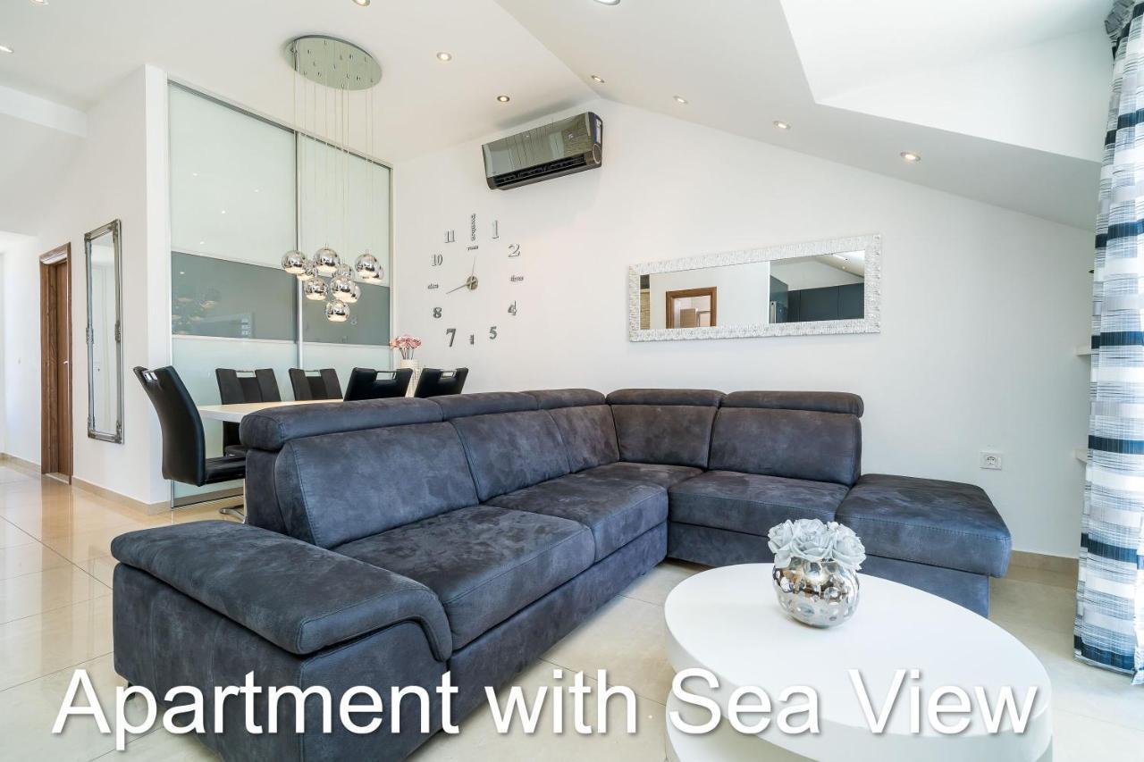 Budman Apartment *