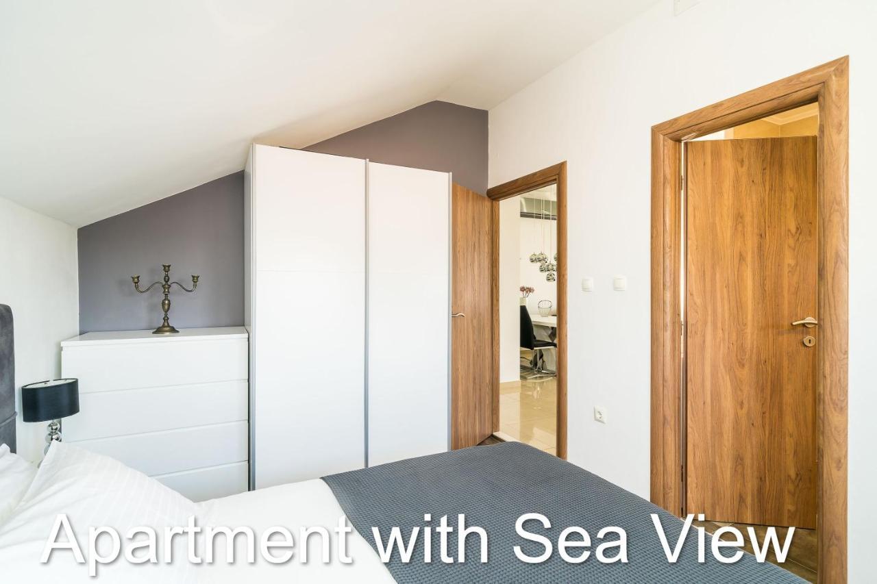 Budman Apartment *